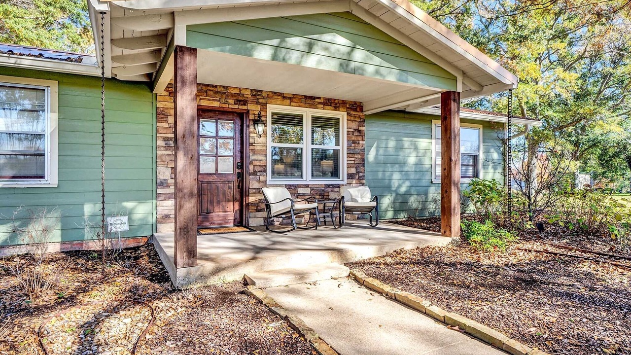 Photo of Outdoor in Whitehouse