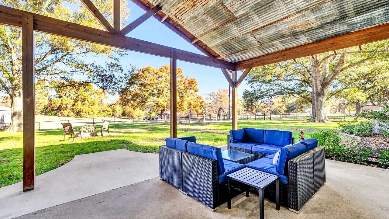 Photo of Outdoor in Whitehouse
