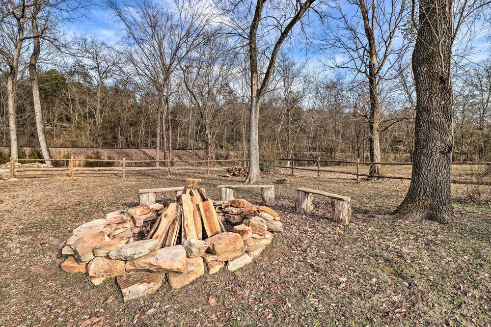 Photo of Outdoor in Boswell