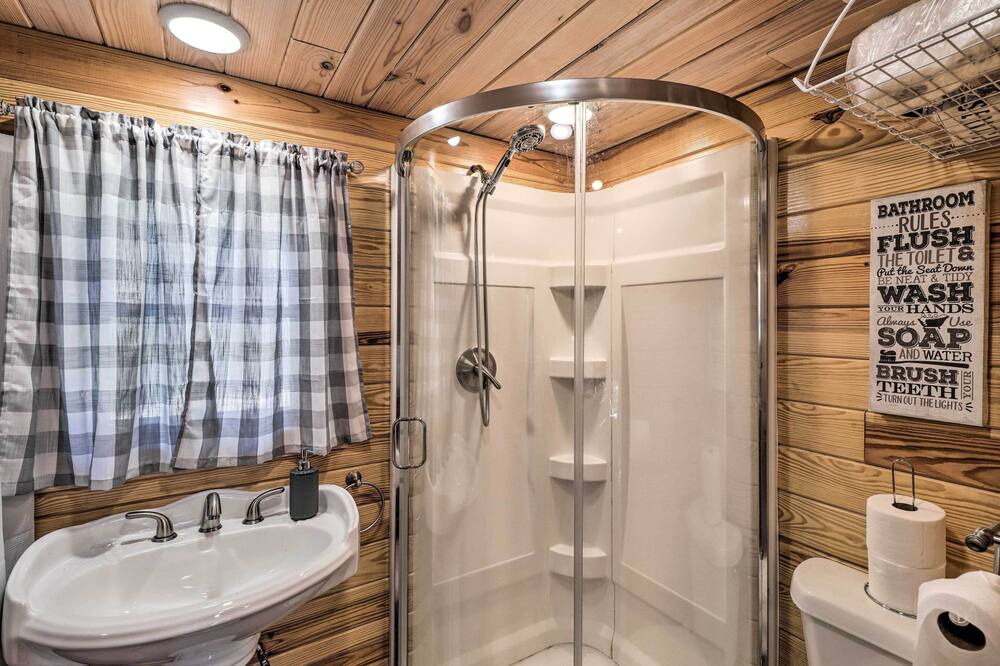 Photo of Bathroom in Boswell
