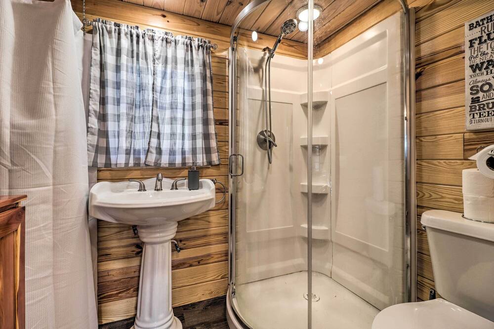 Photo of Bathroom in Boswell