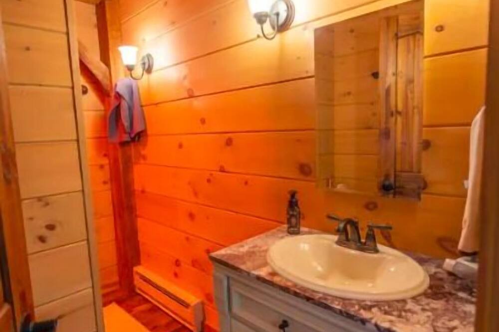 Photo of Bathroom in Stratton