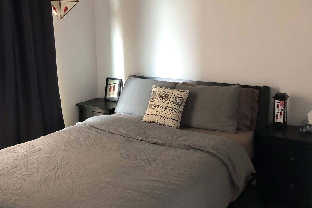 Photo of Bedroom in Rosemont-La Petite-Patrie