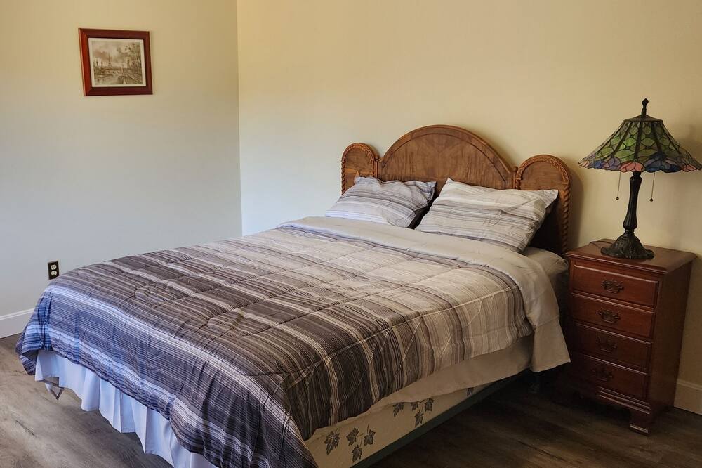 Photo of Bedroom in Murphysboro