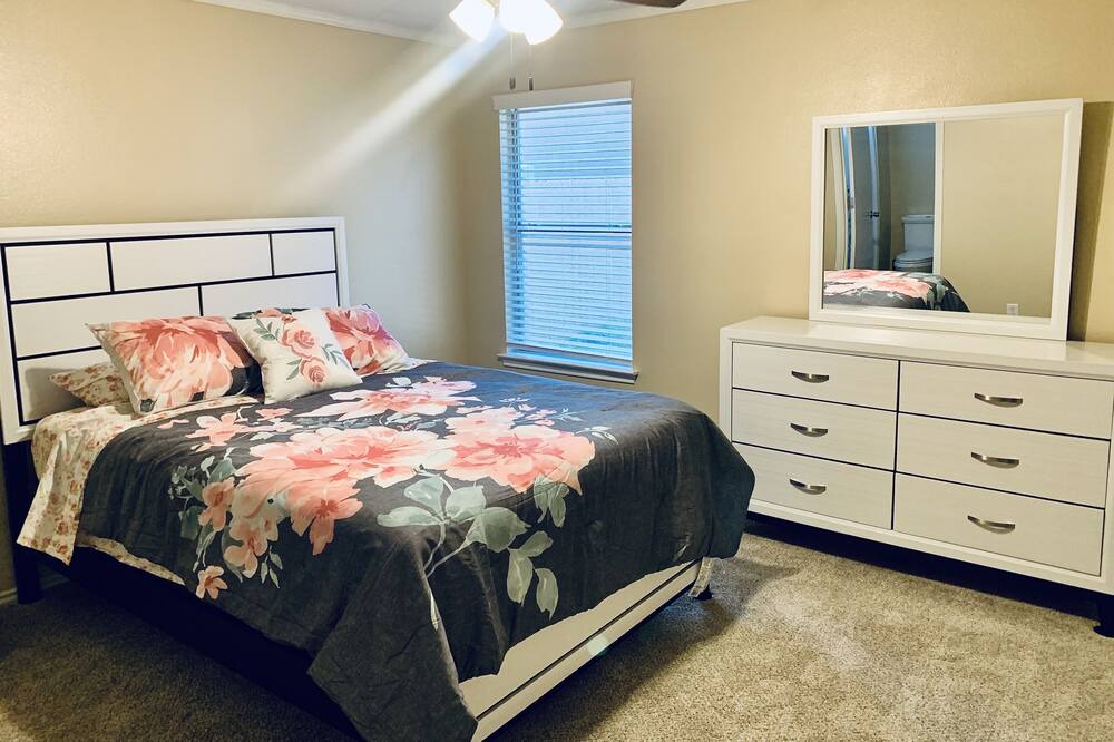 Photo of Bedroom in West San Antonio