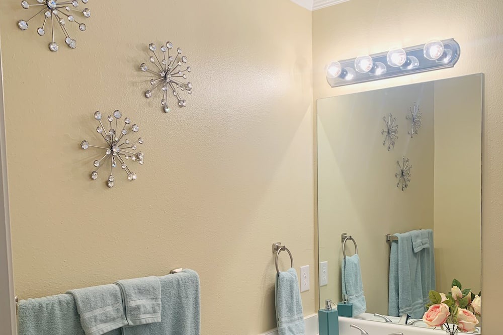 Photo of Bathroom in West San Antonio