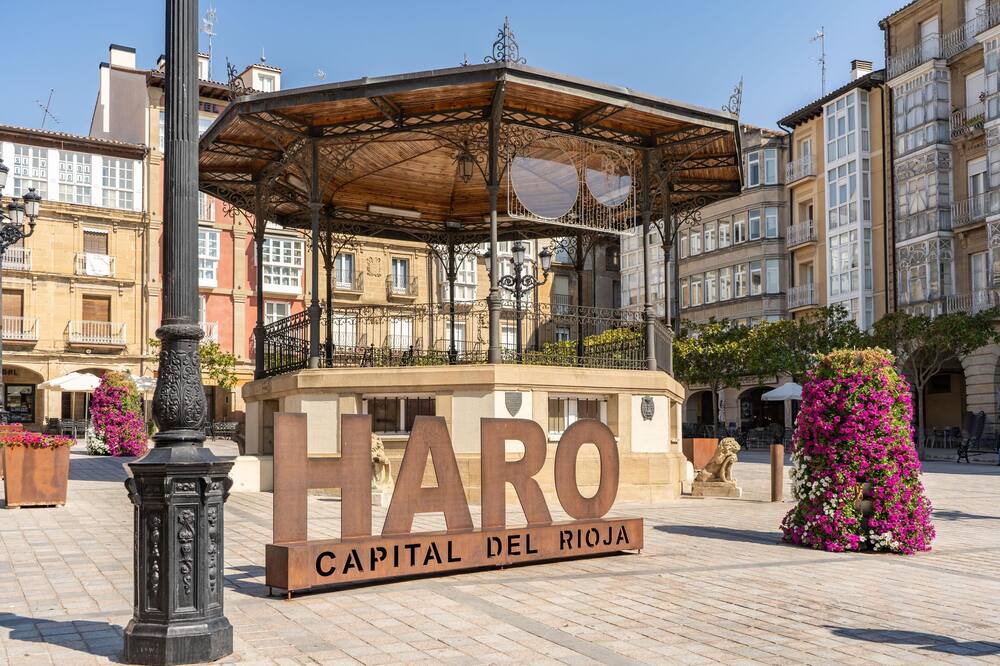 Photo of Others in Haro