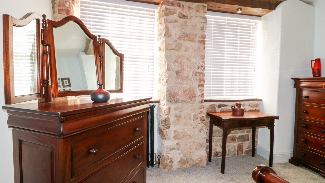 Photo of Others in Mansfield