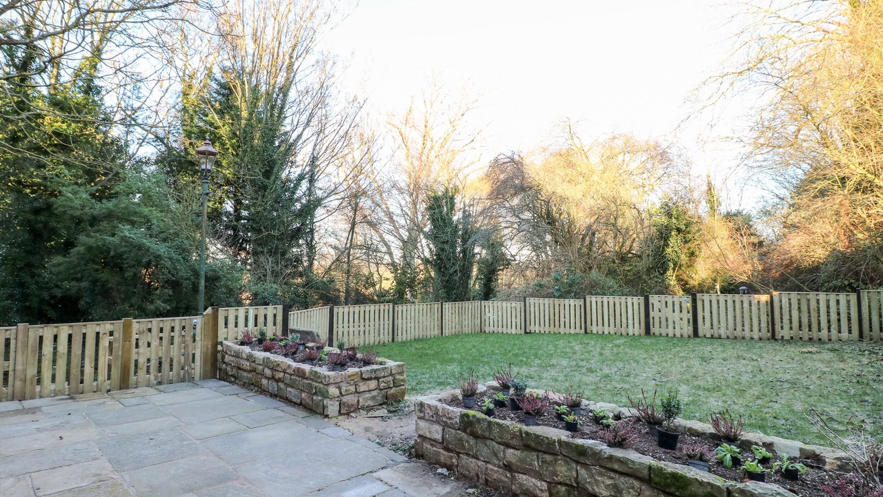 Photo of Outdoor in Mansfield