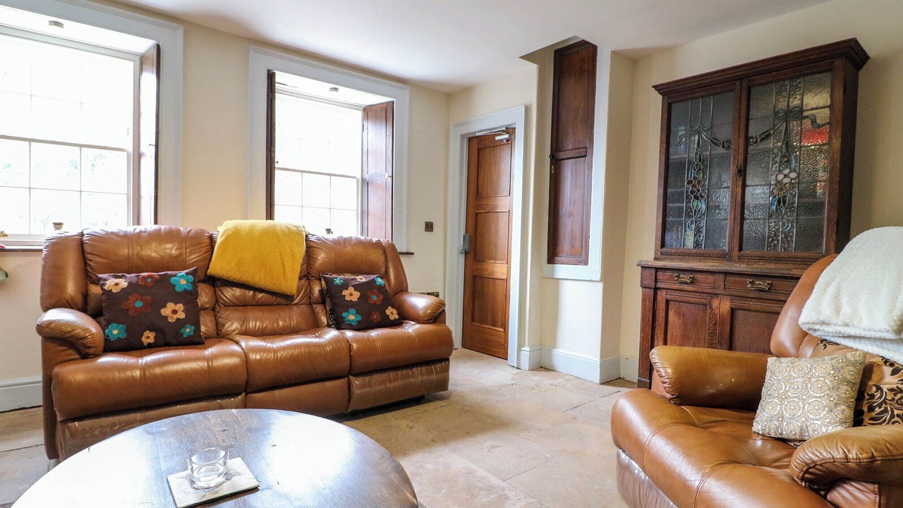 Photo of Others in Mansfield