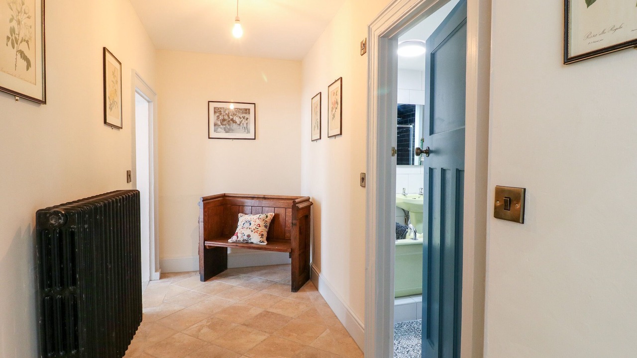 Photo of Others in Mansfield