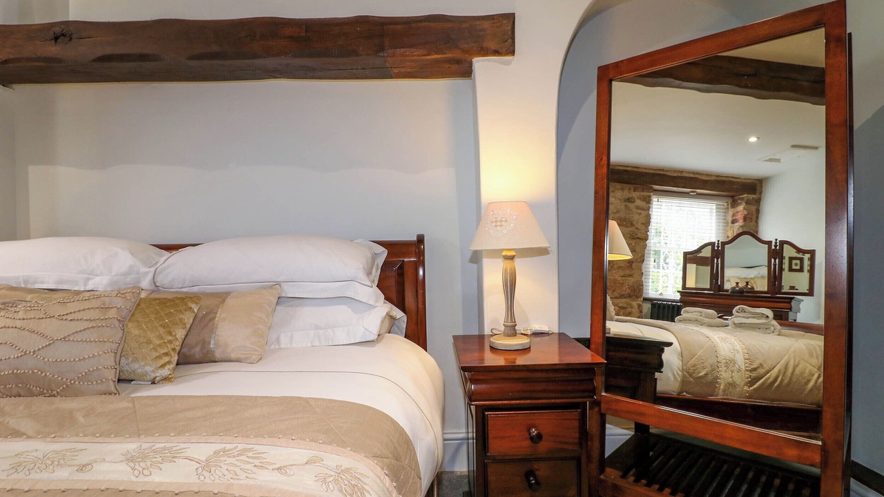 Photo of Others in Mansfield