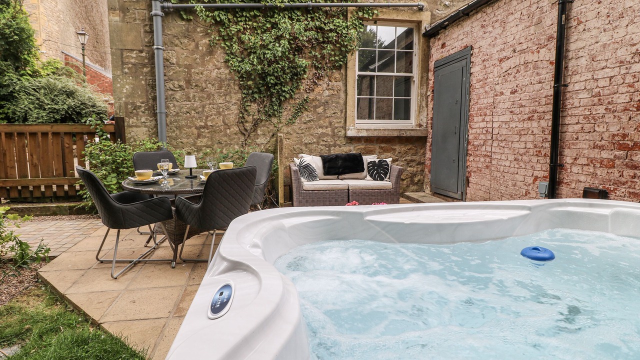 Photo of Outdoor in Mansfield