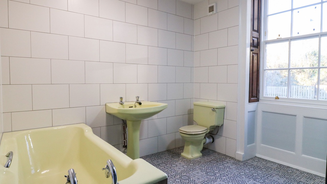 Photo of Others in Mansfield