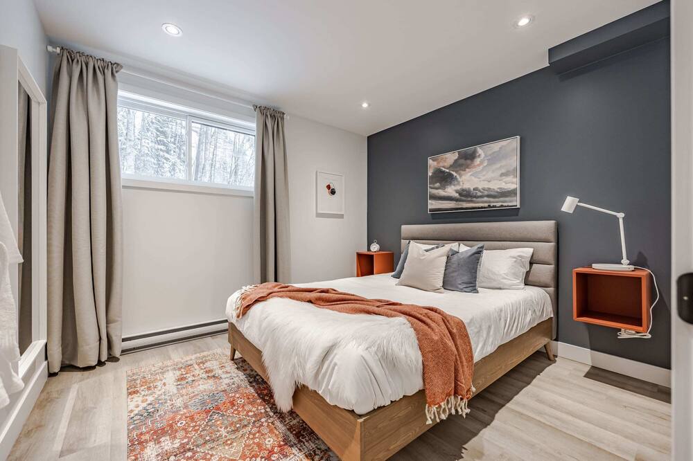 Photo of Bedroom in Pine Hill