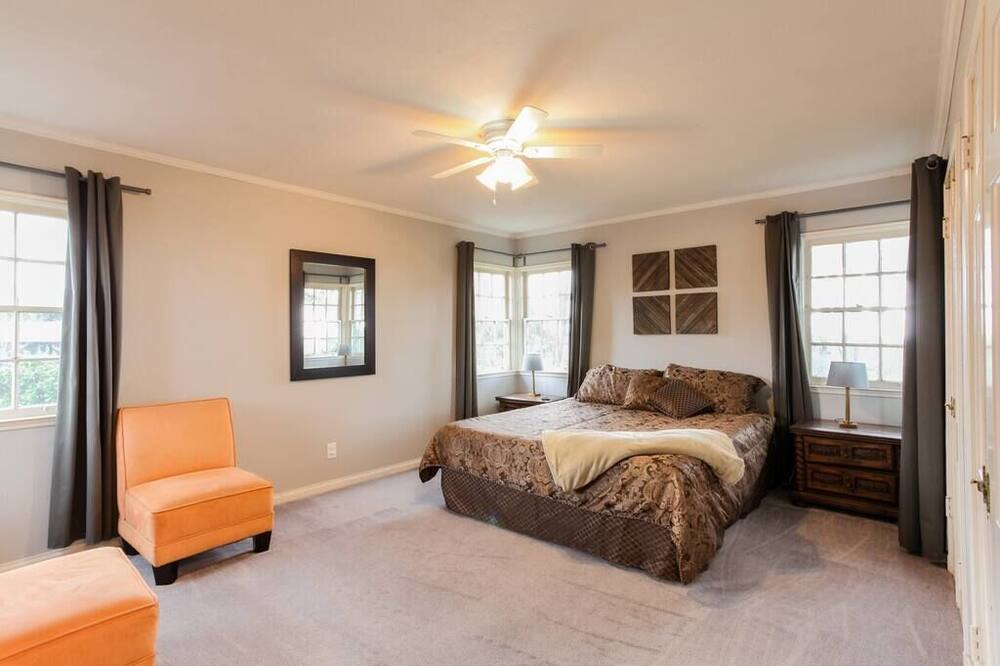 Photo of Bedroom in Encanto