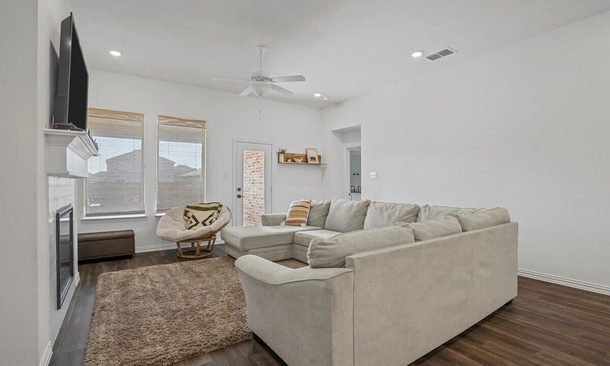 Photo of Livingroom in Haslet