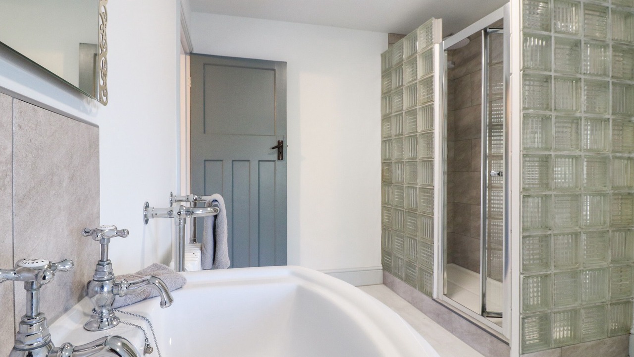 Photo of Others in Mansfield