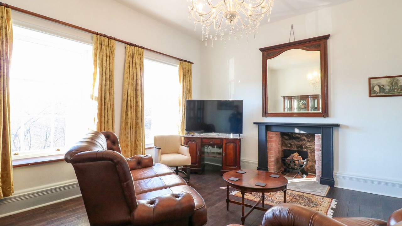 Photo of Others in Mansfield