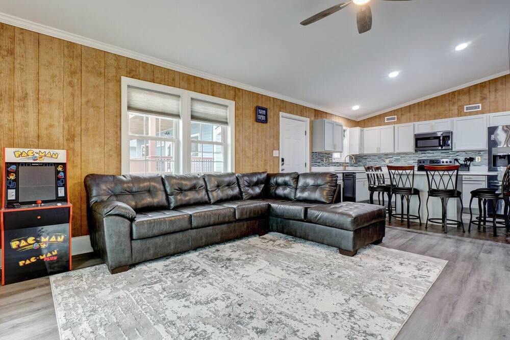 Photo of Livingroom in Ocean Ridge