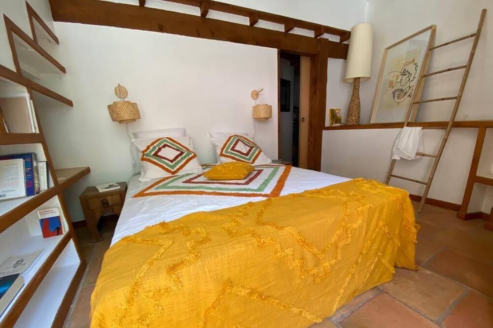 Photo of Bedroom in Valergues