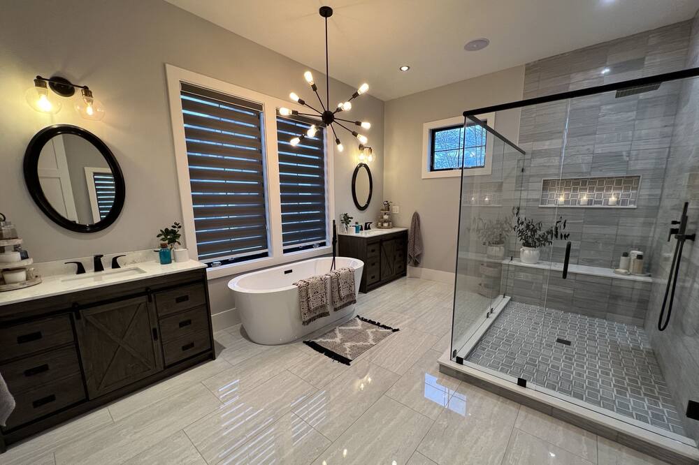 Photo of Bathroom in Aquebogue