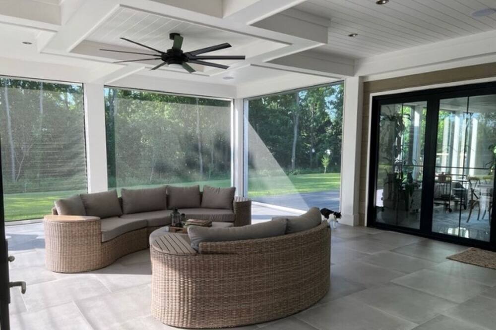 Photo of Others in Aquebogue