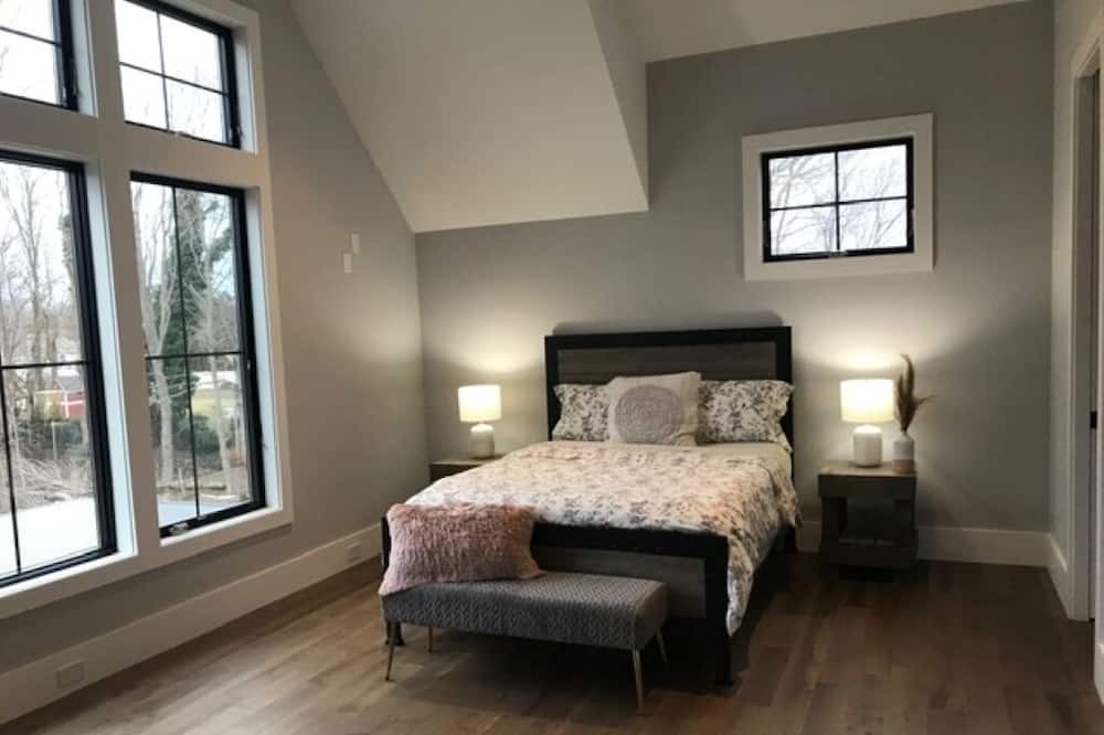 Photo of Others in Aquebogue