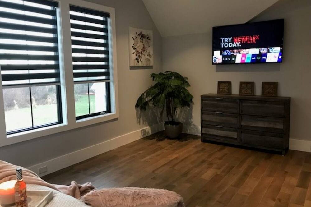 Photo of Others in Aquebogue