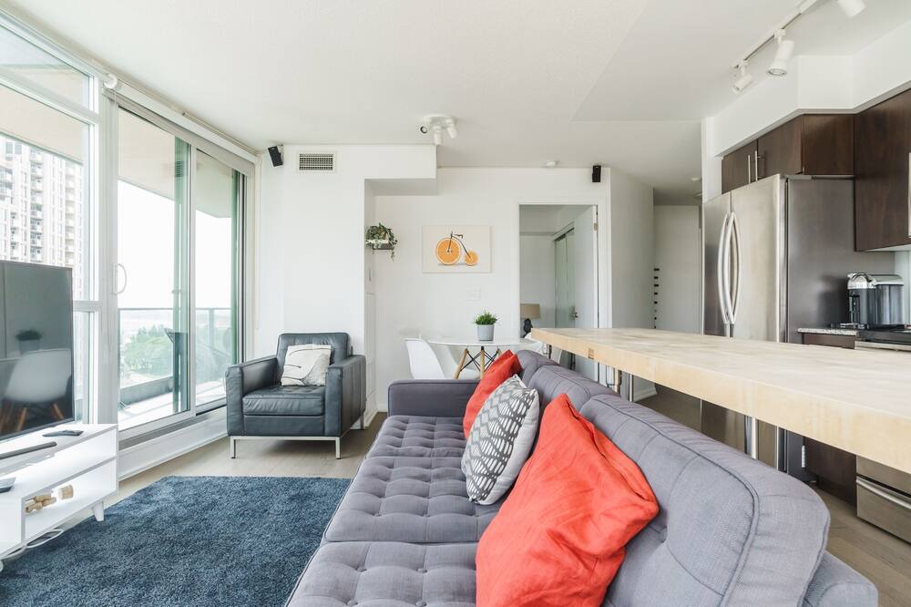 Photo of Livingroom in King West Village
