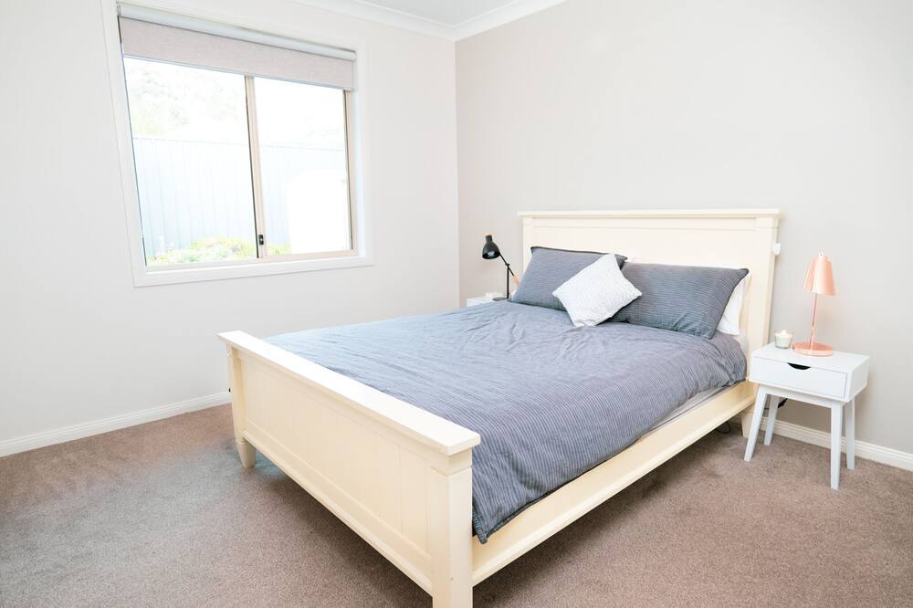 Photo of Bedroom in Littlehampton