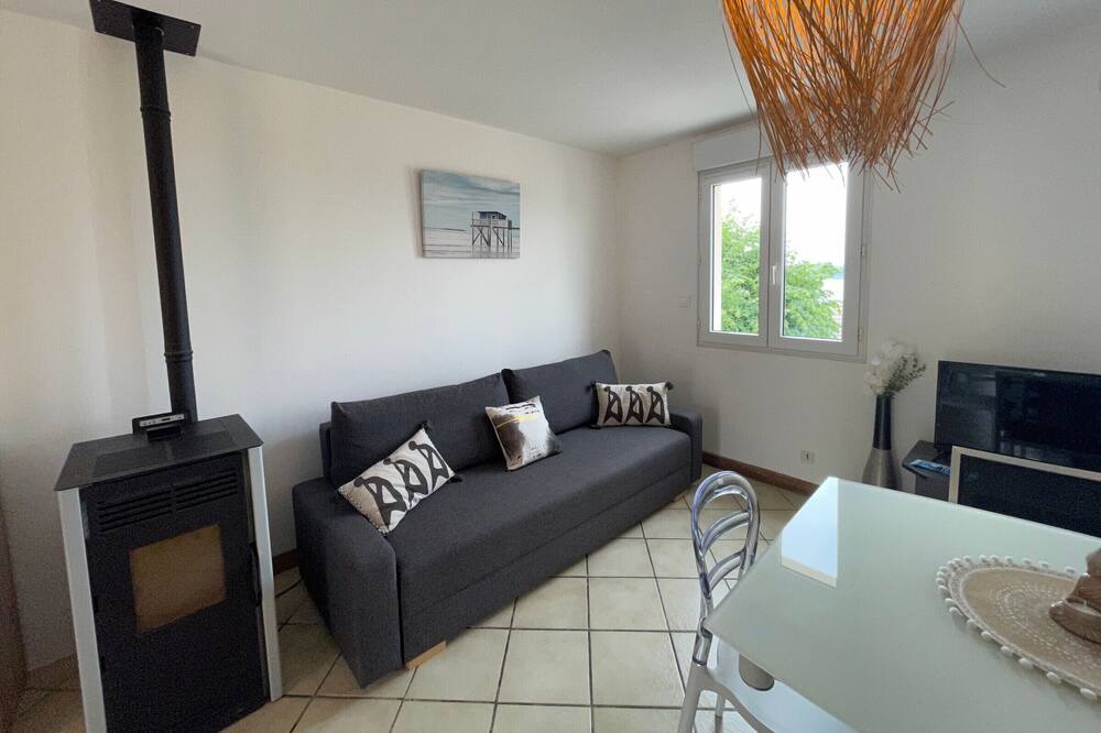 Photo of Livingroom in Salles-Curan