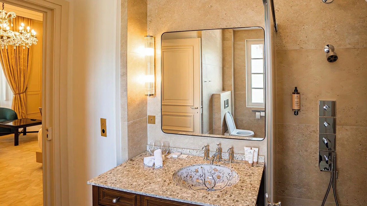 Photo of Bathroom in Briollay