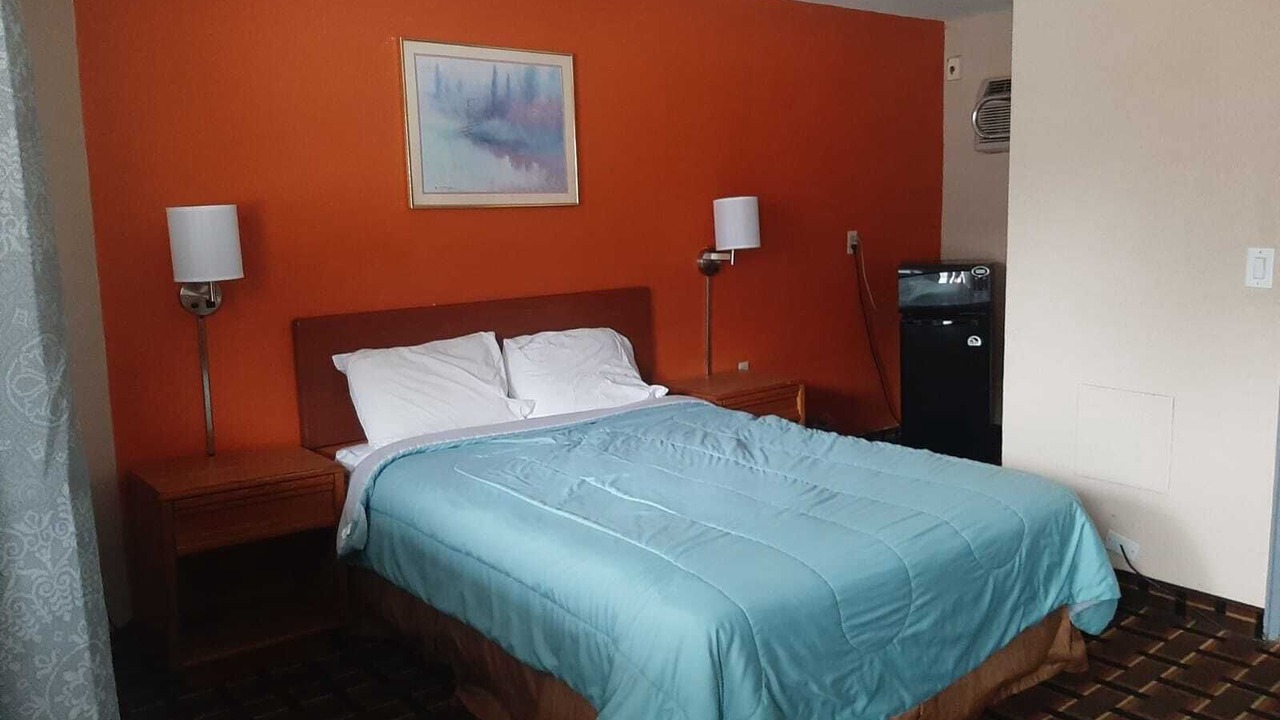 Photo of Bedroom in Hannibal