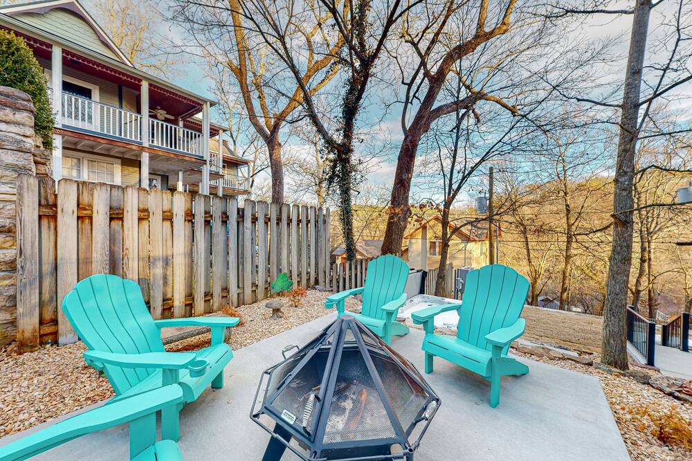 Photo of Others in Eureka Springs Historic District