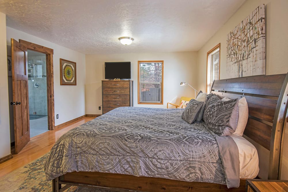 Photo of Bedroom in Southwest Bend