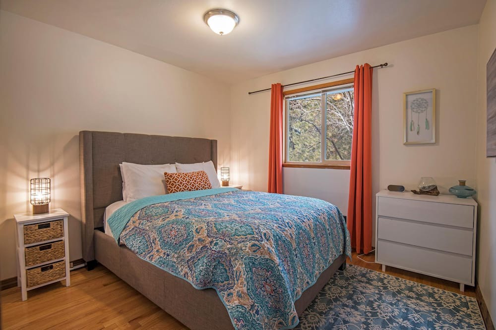 Photo of Bedroom in Southwest Bend