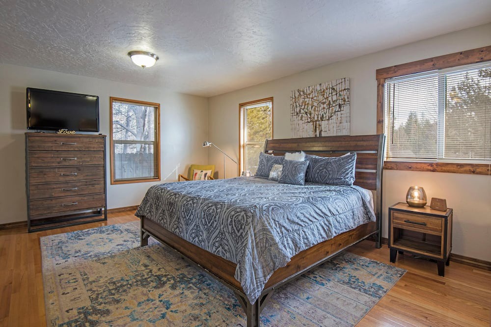 Photo of Bedroom in Southwest Bend