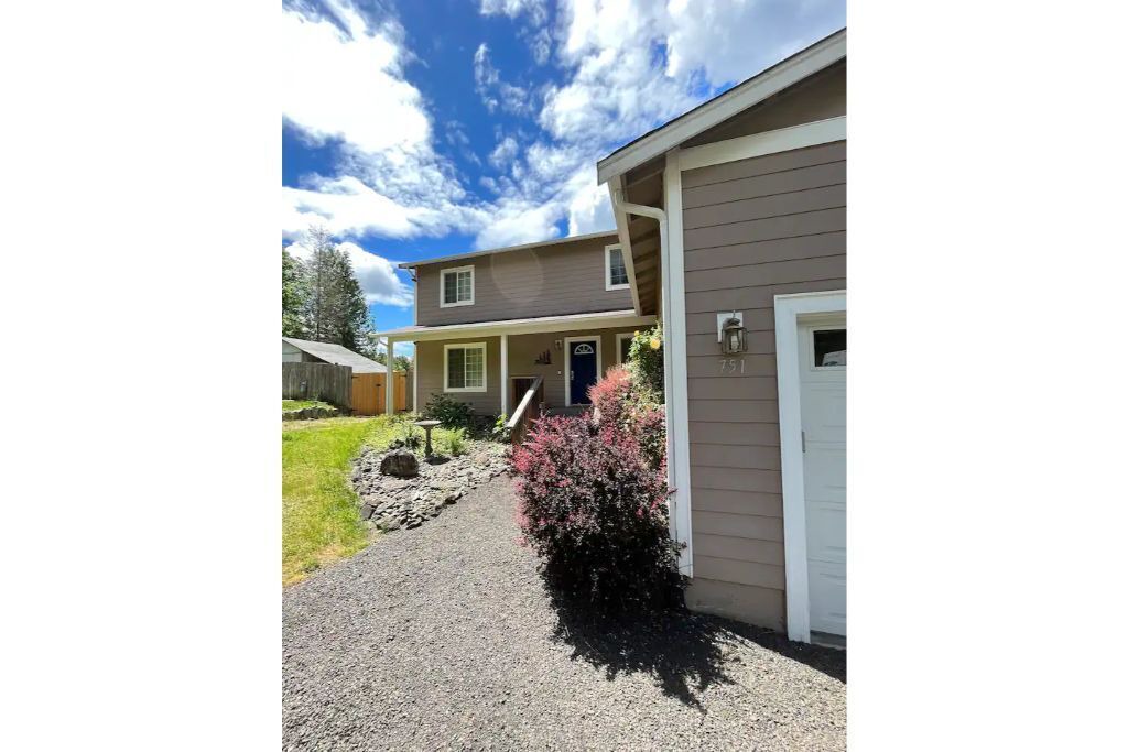 Photo of Outdoor in Grapeview