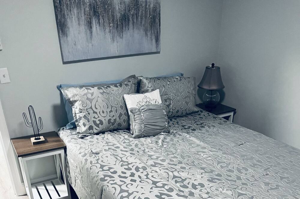 Photo of Bedroom in Marshfield