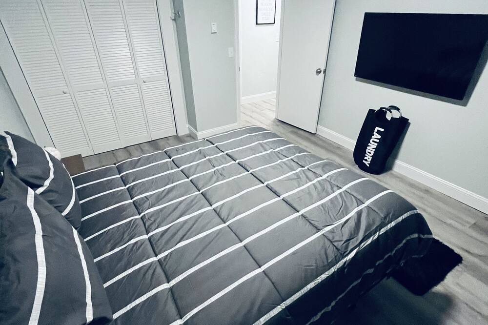 Photo of Bedroom in Marshfield