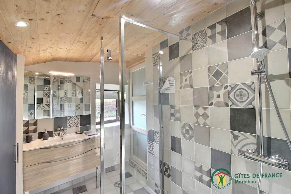 Photo of Others in Guermeur