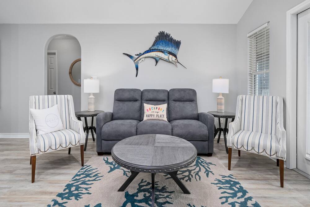 Photo of Livingroom in Rockport