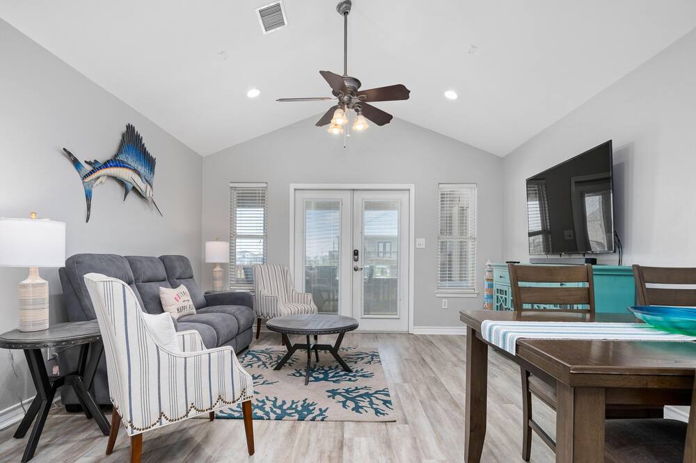 Photo of Livingroom in Rockport