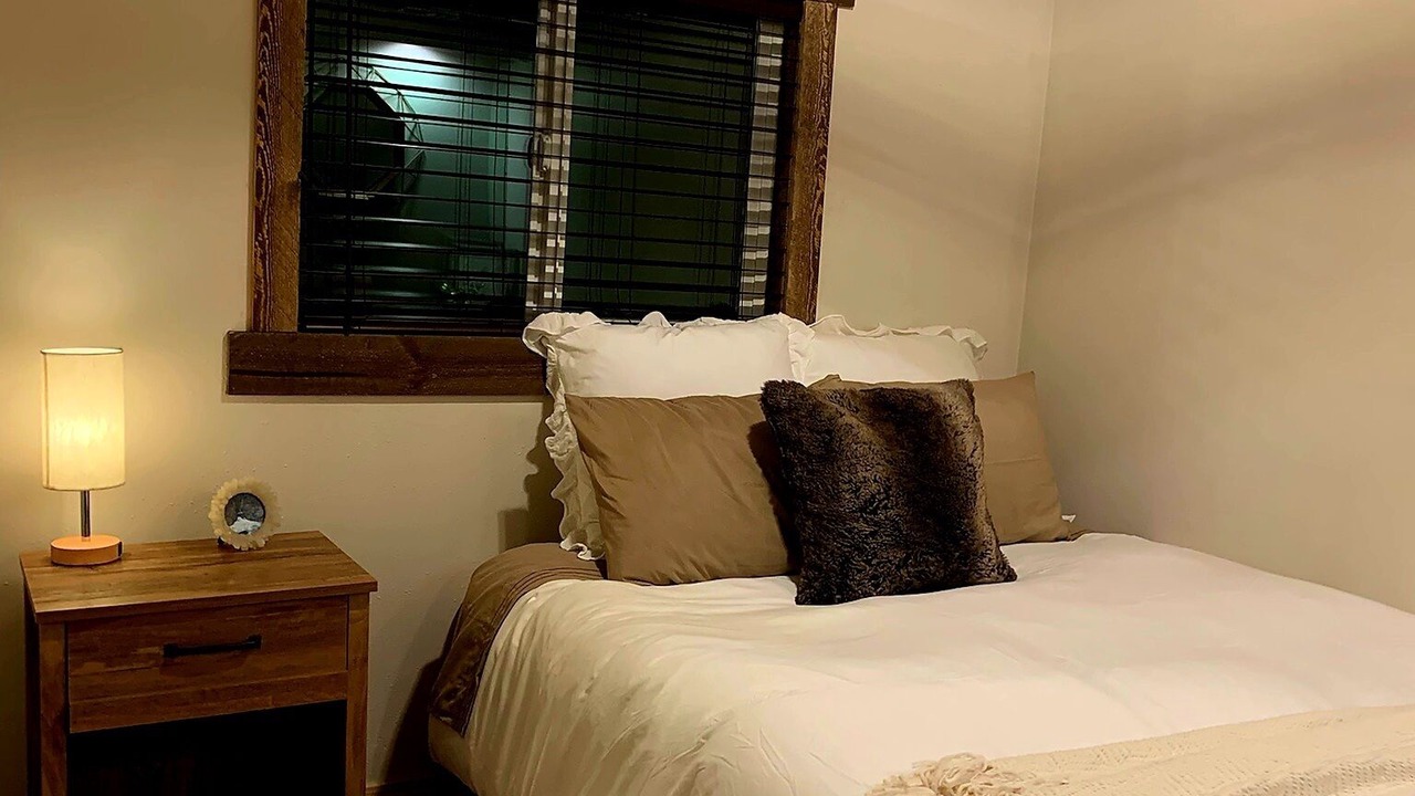 Photo of Bedroom in Jordan Road-Canyon Creek