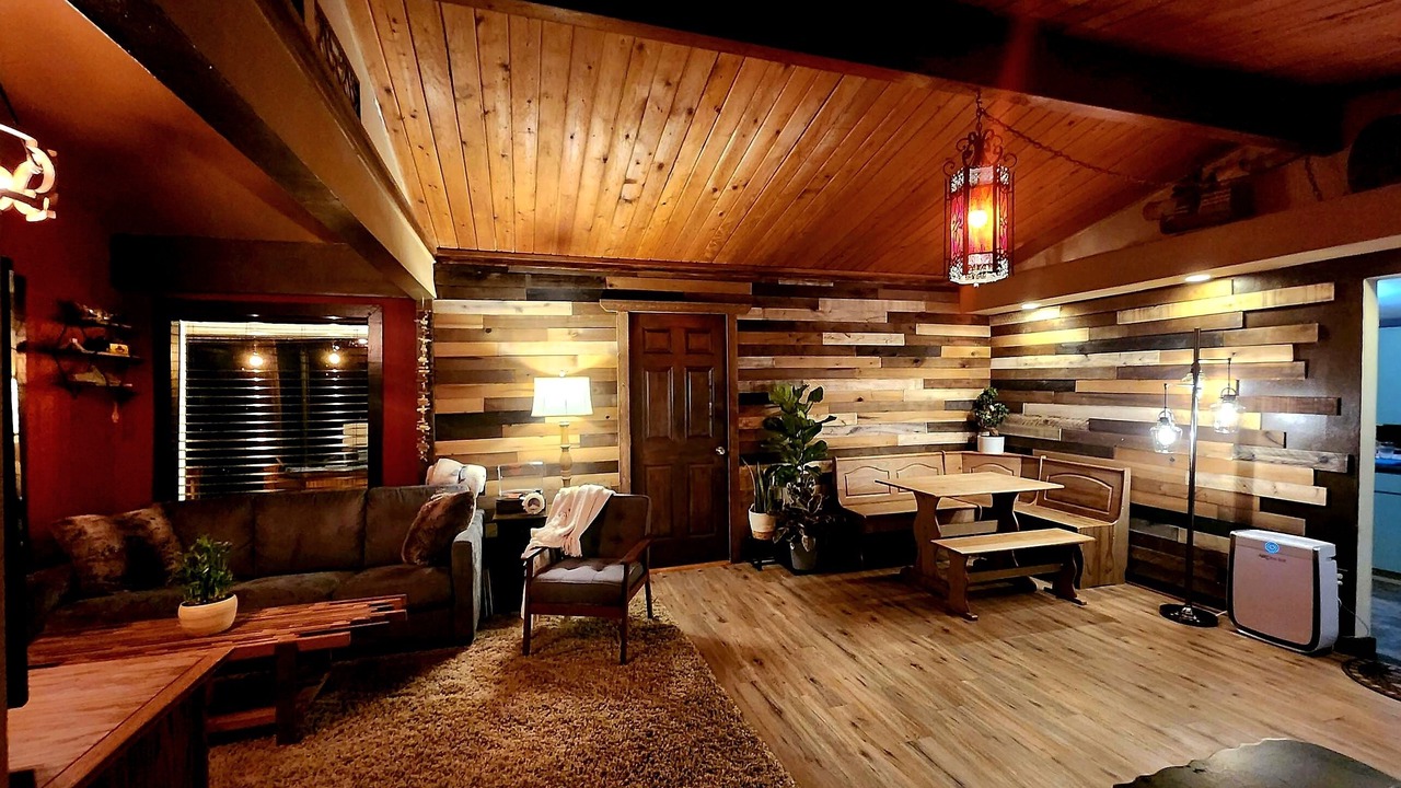 Photo of Livingroom in Jordan Road-Canyon Creek