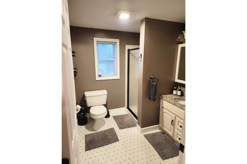 Photo of Others in Galeville