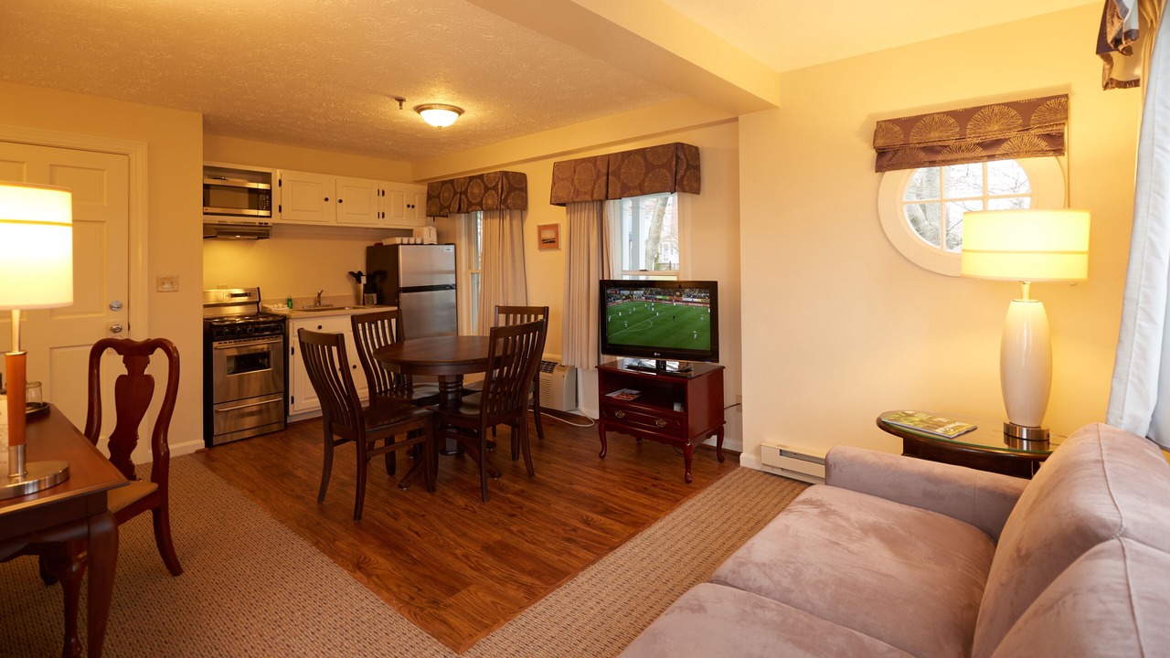 Photo of Livingroom in Ogunquit