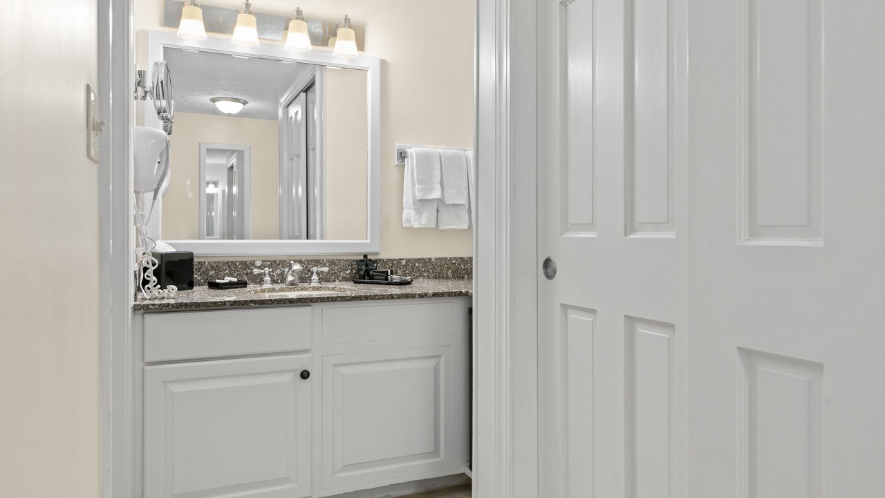 Photo of Bathroom in Ogunquit