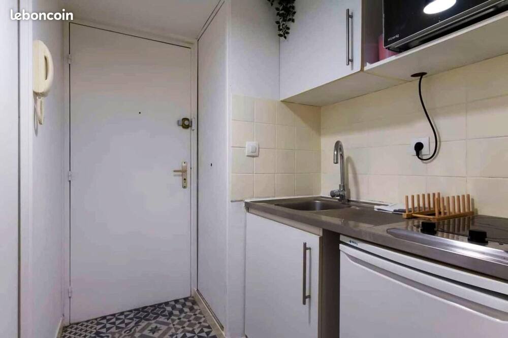 Photo of Bathroom in Beaux Arts-Boutonnet